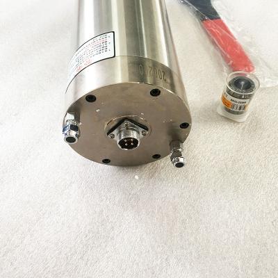 China Engraving ER32 Engraving Shaft Motor 24000rpm 5.5kw 7.5kw OD 125mm High Speed ​​Water Cooled Spindle Motor er32 for sale