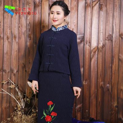 China Washable Traditional Chinese Clothing Tang Suit With Blouse And Skirt Set for sale