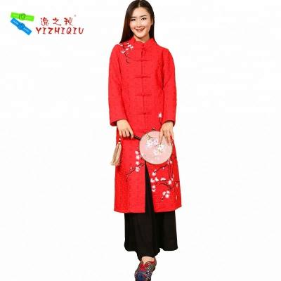 China Solo abrigos de invierno bordados rellenados algodón rojo de la ropa del algodón de las señoras de Breasted en venta