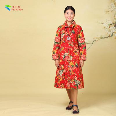 China Frauen-Winter-chinesische Baumwolle aufgefüllte Jacke bequem mit Blumen-Muster zu verkaufen