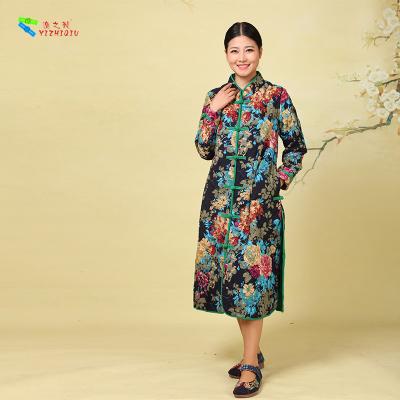 China Schnallen-Damen-traditioneller Chinese-aufgefüllte Jacke mit Spalte Cheongsam-Art zu verkaufen