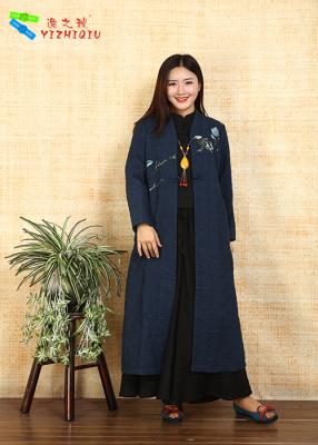 China Dustproof Traditional Chinese Tang Suit Coat , Winter Ladies Embroidered Coats for sale