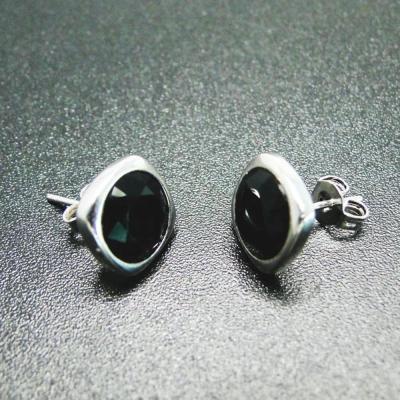 China Fashionable Larimar Earring Designs Wholesale 925 Sterling Silver Women Black Onyx Diamond Jewelry Elfin Style Onyx Stud Earring for sale