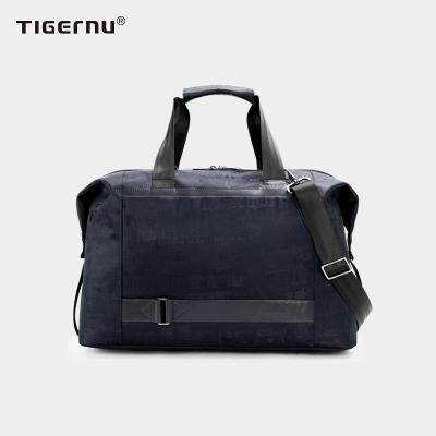 China Fashion Tigernu T-N1029 Men Polyester High Capacity Duffel Bag Outdoor Sport Waterproof Lightweight Duffel Bag For Men for sale