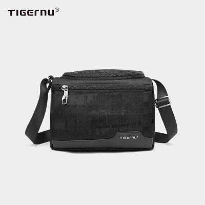 China High Capacity Lightweight Waterproof Female Fashion Bag Messenger Lunch Bag Tigernu T-S8186 For Men for sale