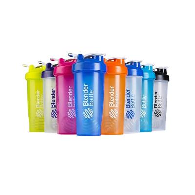 China Shaker Bottle Perfect For Viable Protein And Pre Workout Powder Plastic Water Bottles 600ML Sports Plastic Shaker Bottles for sale