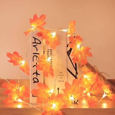 China Pretty New ON-OFF Garden Solar Powered Outdoor Solar Light Lamp Maple Leaf Christmas String Lights Solar Led String Lights for sale