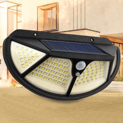 China Solar Garden 102Led Motion Sensor Wall Light with 3