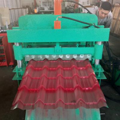 China Hotels Color Steel Brick Tile Q Tile Roofing Roll Forming Machine for sale