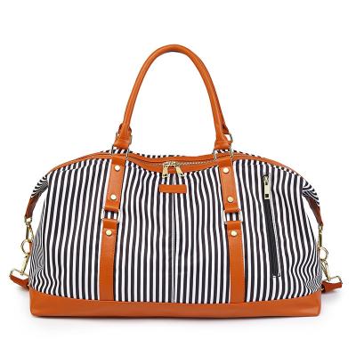 China 2021 Vintage New Arrival Durable Sports Handbag For Man Gym High Quality Bag Outdoor Capacity Big Strips Duflle Bags for sale