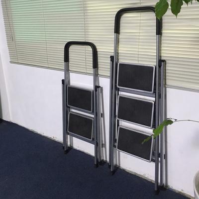 China Folding Ladders Heavy Duty 2 Step Steel Step Ladder for sale