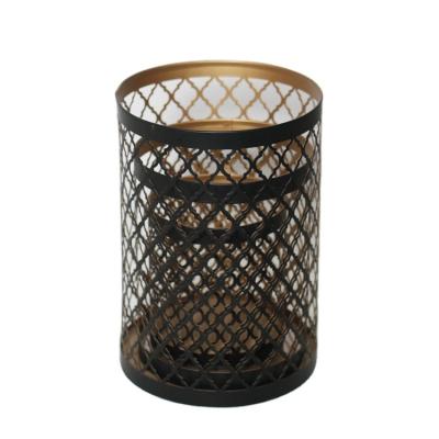 China New Design Home Decoration Metal Decorative Candle Holder For Home Decoration Table for sale