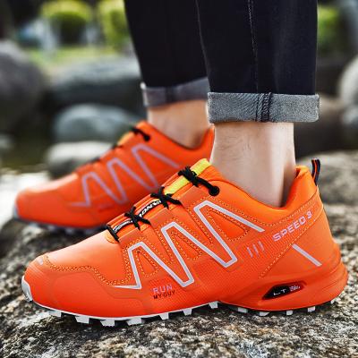 China 2021 Fashion Trend Shoes Men Outdoor Boots Mountaineering High Top Sneakers Low Rise and Trekking Shoes for sale