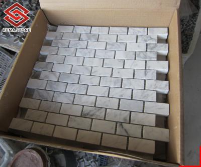 China Modern Natural Italian Carrara Strip White Marble Mosaic Tile With Back Mech for sale