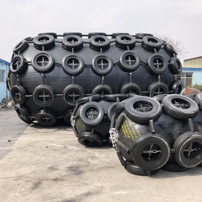 China Natural Rubber Pneumatic Rubber Fender Good Sealing Aging Resistant for sale