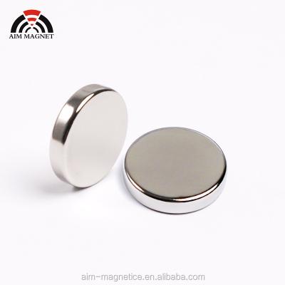 China Super Strong Industrial Magnet Neodymium N52 Magnet Nickel-Coating Disc Neodymium Magnet Manufacturer for sale