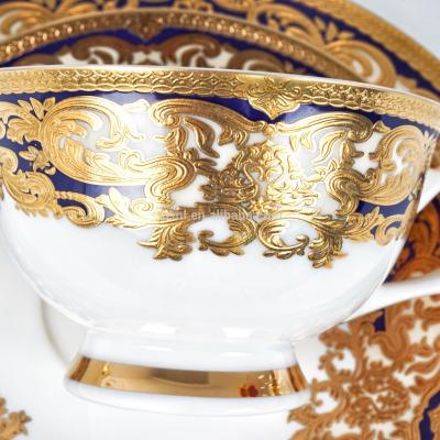 China New RTS viable posuda bone china 50pcs embossed gold vintage style dinner china dinnerware for sale