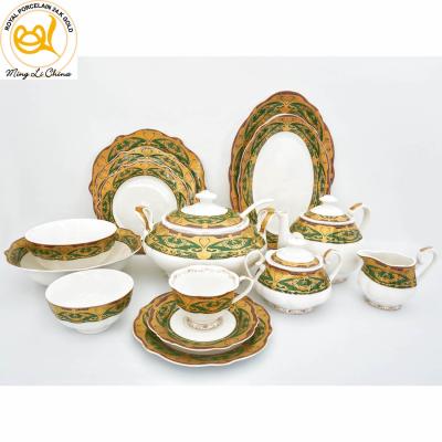 China Viable Russian Lotus Shape 107pcs Embossed New Gold Bone China Porcelain Dinner Sets Dinnerware Sets for sale