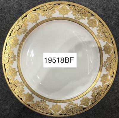 China New Sustainable High Quality Bone China Embossed Gold Luxury Gold Dish Ceramic Dinner for sale