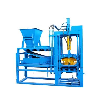 China Brick Production Line Semi-automatic Concrete Block Making Machine for Easy Operation for sale