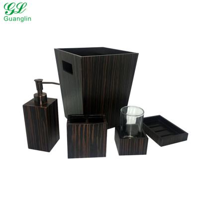 China Sustainable 5pcs Hotel Fashion Classic Wooden Bath Set Toilet Accessories for sale