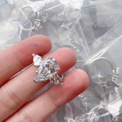 China The Other Heart Teardrop Ring AAAAA CZ 925 Sterling Silver Ring Set Silver Wedding Engagement Diamond Ring Jewelry Crushed Iced Out for sale