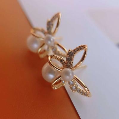 China TRENDY Net Red Hot 14K Gold Filled Butterfly Earrings High Quality Freshwater Pearl Earrings for sale