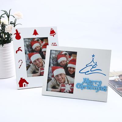 China Wooden Home Deco Picture Frame Creative Christmas Photo Frame Custom Photo Frame Carved Wholesale for sale