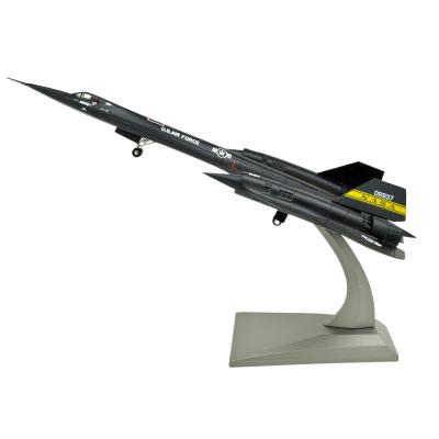 China 1:144 Lockheed SR-71 Blackbird Reconnaissance Aircraft Metal Military Airplane Model Aircraft Diecast Model Toy Diecast Diecast Flat OEM for sale