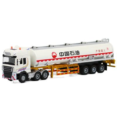 China Diecast Toy 1:50 Scale Metal Oil Tank Truck Die Cast Model Toy 2 Style Engineering Vehicle Truck Toy OEM Customized for sale