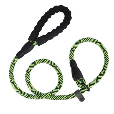 China Sustainable Pet Leash Dog Collar and Luxury Dog Leash for sale