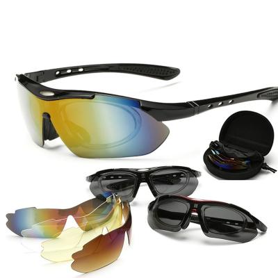 China 2021 Cycling Sunglasses 2021 Men's Small Frame Sports Polarized Cycling Sunglasses Custom Logo One Piece Lens for sale