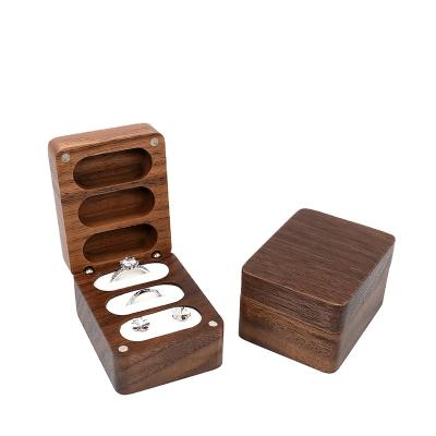 China Wooden Ring Box Solid Wood Studs Jewelry Earrings Stand Up Gift Wooden Box Display Stand Jewelry Case Packaging for sale