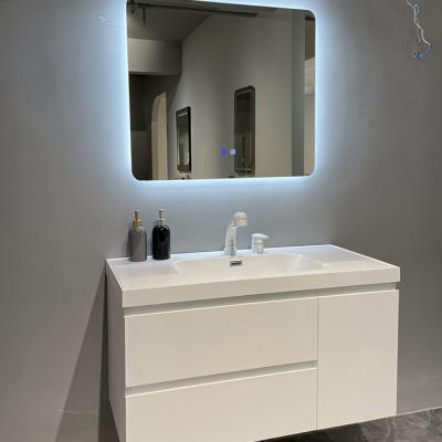 Cina Larghezza Customized Free Standing Wall Bath Vanity Set Vanità da bagno in PVC in legno massello in vendita