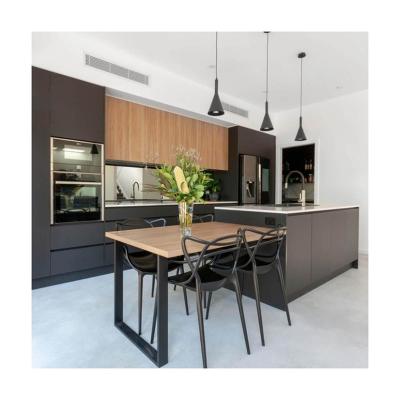 China Italian Kitchen Furniture Design Solid Wooden Kitchen Cabinets with Melamine Board for sale