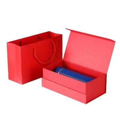 China Custom Recycled Logo Luxury Folding Closure Paper Packaging Materials Paper Cardboard Packaging Set Magnetic Wine Gift Box for sale