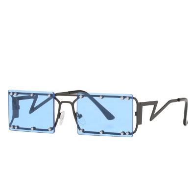 China Luxury Designer Steampunk Sun Glasses Women's Brand Designer Rectangle Sun Glasses 2022 Fashion Sun Glasses for sale