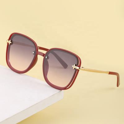 China 2022 Big Box Sunglasses Fashion Women New Fashion Sun Glasses Box Ladies UV Sunglasses Glasses for sale