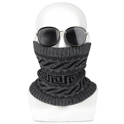 China Soft Smooth Feeling OEM Knitted Fleece And Winter Hat Set Mens Thinsulate Neck Warmer Black White Cuff for sale