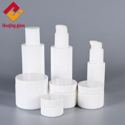 China 10ml 15ml 20ml 30ml 40ml 50ml E-Friendly White Lotion Pump Bottle Face Cream Jars Set for sale