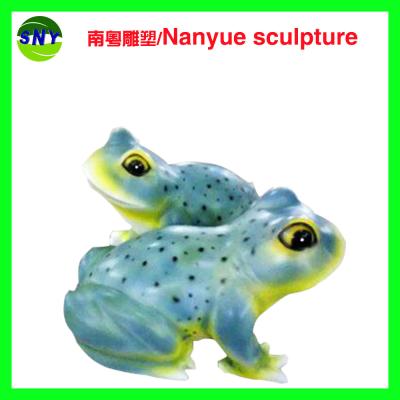 China brand and trademark large frog sculptures statues of fiberglass nature painting as landscape for sale