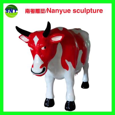 China customize size fiberglass animal  statue colorful cow model as decoration statue in garden /square / shop/ mall for sale