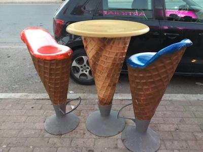 China vivid ice cream  fiberglass chair  as decoration statue in plaza hall or supermarket for sale