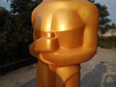 China Event party decoration custom golden fiberglass Oscar statue  for sale for sale