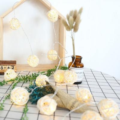 China Outdoor Christmas 10 LED USB Wholesale Mini Rattan Balls Battery Operated Rattan String Light Decoration for Wedding Holiday Bedroom Decor for sale