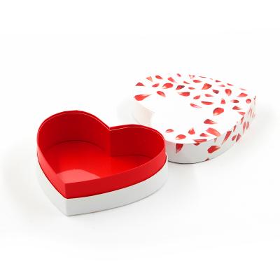 China Valentine's Day Biodegradable Lid Gift Box And Gift Heart Shaped Paper Box Wedding Base for sale