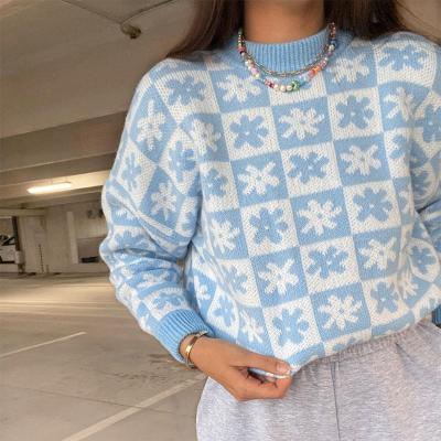 China Autumn Spring Casual O Neck Breathable Flower Pattern Loose Knitted Pullover Sweater Tops For Women And Ladies for sale