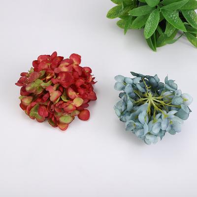 China Wholesale Rustic Artificial Wedding Hydrangea Heads Home Decor Hand Tied Retro Artificial Bouquet Hydrangea Heads for sale