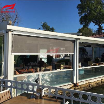 Cina SUNC ha motorizzato lo schermo all'aperto Mesh Retractable Ziptrack Blinds del patio degli schermi girevoli in vendita