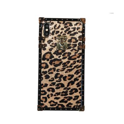 China European Popular Logo Drop Prevention Leopard Print Full Cover Fashion Printed Phone Case Shockproof Wholesale New for sale